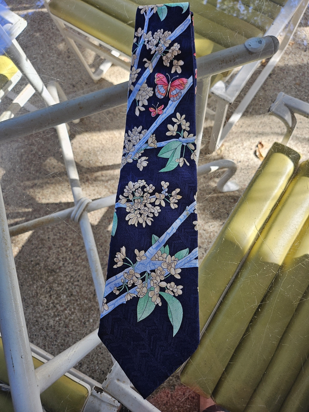 Leonard Paris Silk Tie Dessin No 70445 Blue Floral Butterfly Tie